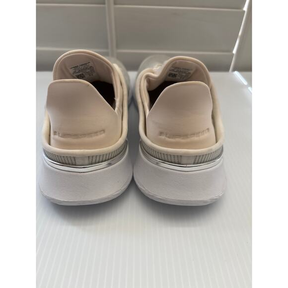 Under Armour SlipSpeed Shoes Women Sz 9 Mesh White Sneakers Sample without Box - Picture 6 of 6
